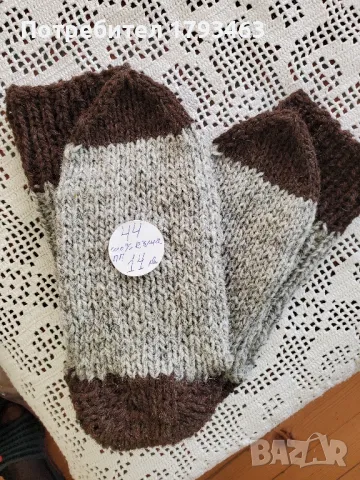 Ръчно плетени мъжки чорапи от вълна , размер 44, снимка 2 - Мъжки чорапи - 49580143