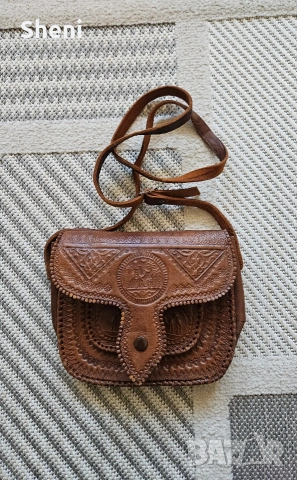Гравирана ръчно изработена мароканска кожена чанта