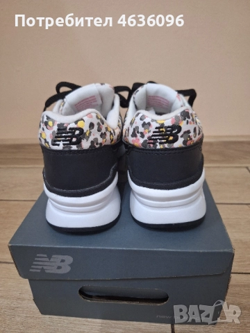 Нови дамски маратонки New Balance номер 40,5, снимка 4 - Маратонки - 52240845