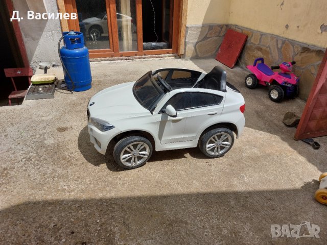 Детска електрическа кола BMW X6, снимка 1 - Коли, камиони, мотори, писти - 38450682