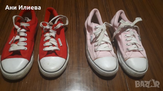 Червени и розови кецове