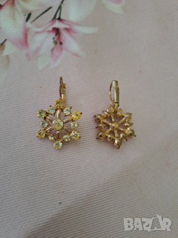 Обеци с камъчета, снимка 3 - Обеци - 43919437