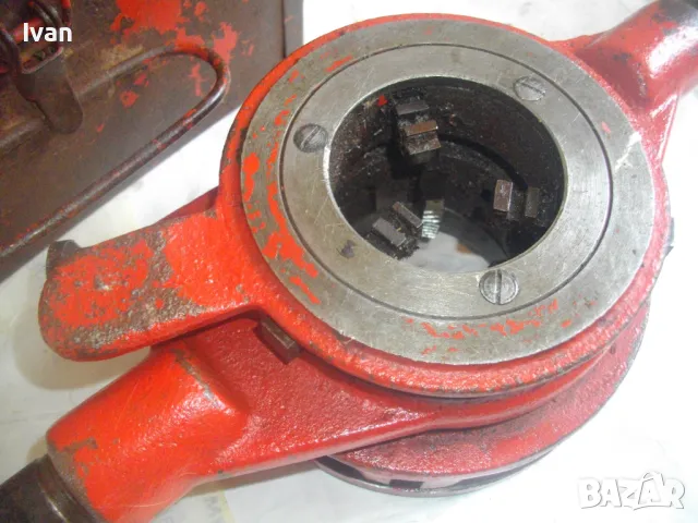 2 ЦОЛА Водопроводна Плашка ВИНТОНАРЕЗКА с поставени ножове 1 1/2-2 цола резби на тръби Полска PROKOM, снимка 14 - Други инструменти - 47317659