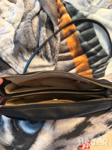 Love moschino дамска чанта, снимка 2 - Чанти - 51864366