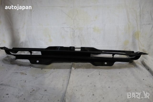 Предна решетка Хонда хр-в 1.6 16в 4х4 99г Honda hr-v 1.6 16v 4x4 1999