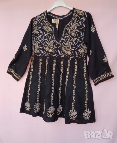 Памучна черна рокля бродирана с дълъг ръкав, снимка 3 - Рокли - 51511678