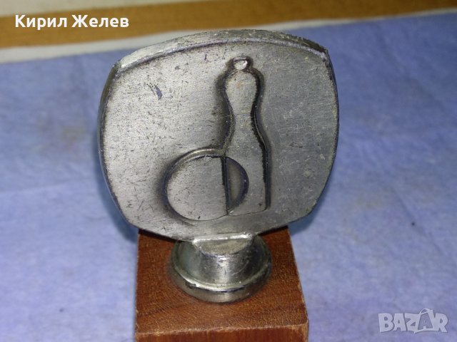 СТАРА ИНТЕРЕСНА НАГРАДА " СРЕБЪРНА " За 2-ро МЯСТО МЕТАЛНА с ДЪРВЕН ПОСТАМЕНТ 41344, снимка 5 - Колекции - 43980885