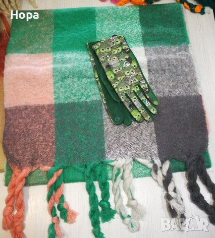 Дамски шалове и ръкавици , снимка 9 - Шапки - 15644905