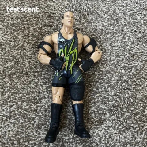 Екшън фигура 2003 WWE Rob Van Dam Роб Ван Дам RVD WWE Jakks играчка ECW Legends, снимка 4 - Колекции - 48362735