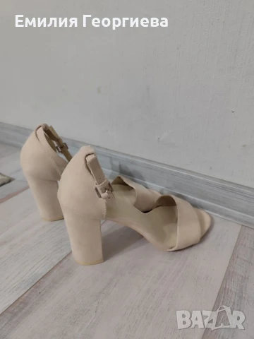 Сандали 39 номер , снимка 5 - Дамски обувки на ток - 50557186