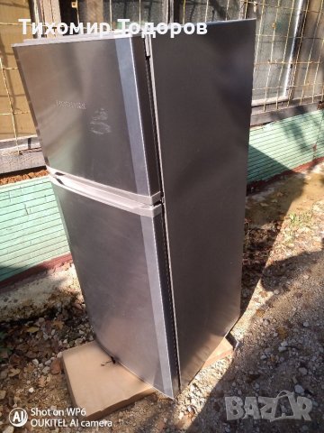 Хладилник с горна камера Либхер, снимка 2 - Хладилници - 38804669