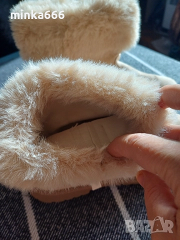 Ботуши с пух, снимка 3 - Дамски ботуши - 52960346