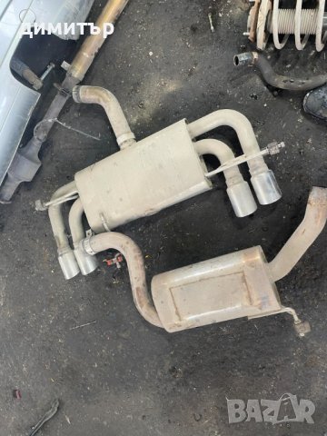 vw golf 5 задна броня  генерация  двоен аспух , снимка 3 - Части - 43915162