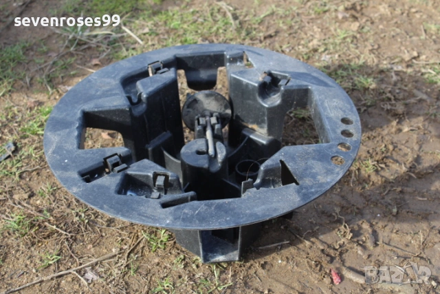 Стойка за крик Фиат Пунто 2 2001 1.2i 60 Fiat Punto 2  2/3врати, снимка 2 - Части - 53194113