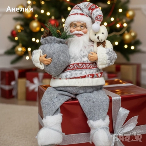 Голям Дядо Коледа с торба и мече