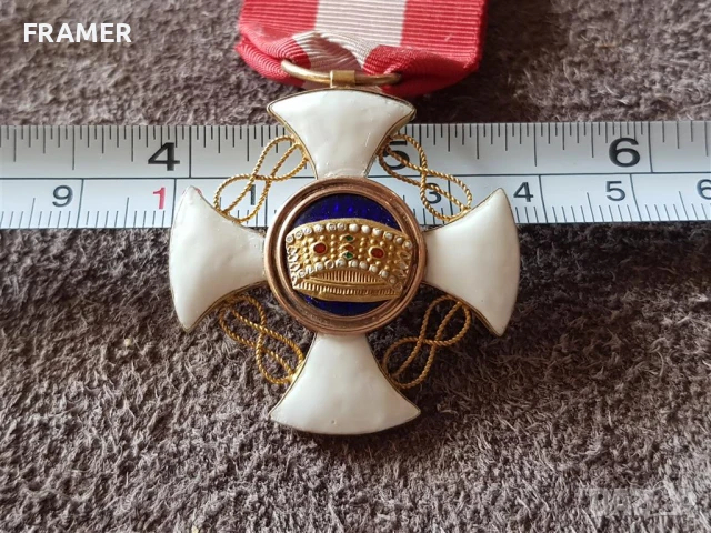 Златен 18К Италиански Орден на Короната Виктор Емануил III 1900 1946 злато, снимка 10 - Антикварни и старинни предмети - 51172741