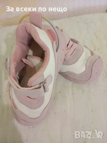 Гъвкави маратонки за момиче в розов цвят , снимка 4 - Детски маратонки - 50396703