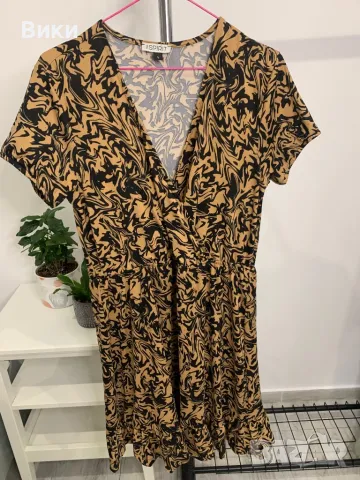 Рокля в размер Л, снимка 8 - Рокли - 47562682