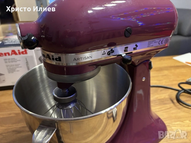 Планетарен миксер KitchenAid Artisan 5KSM150 с месомелачка комплект, снимка 2 - Миксери - 53229328