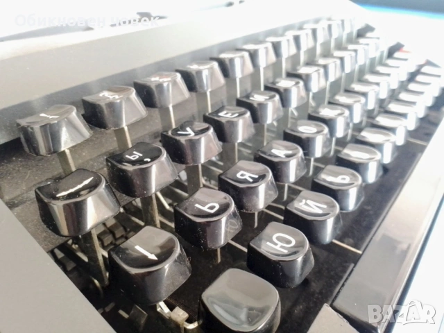 Пишеща машина Хеброс 1300 Ф, нова, снимка 3 - Други стоки за дома - 53589905