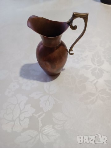 Стара ръчно изработена медна каничка, снимка 2 - Антикварни и старинни предмети - 39553890