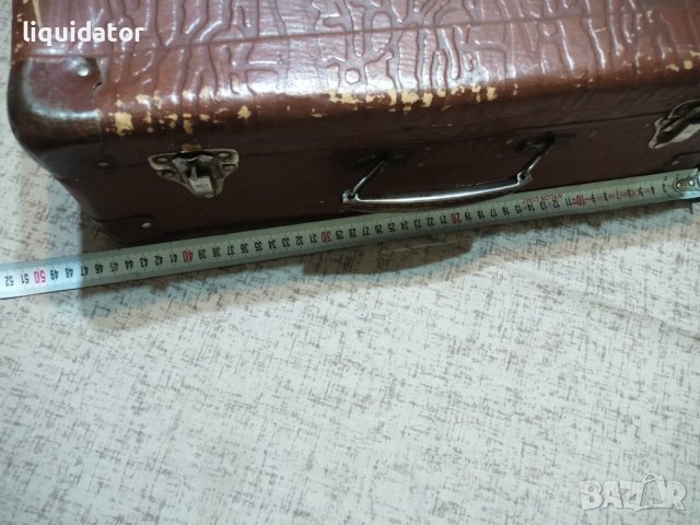 Стар запазен куфар, снимка 4 - Антикварни и старинни предмети - 38028203