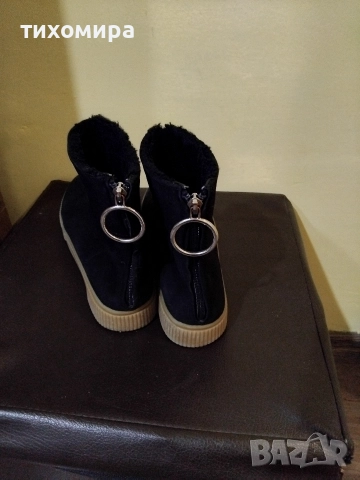 Боти от велур на H&M с калчукова подметка и вата