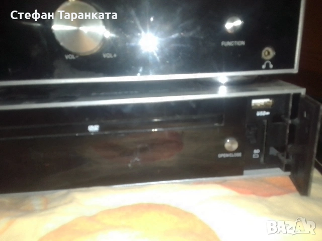 Аудио уредба от два компонента усилвател със DVD player със радио тунер , снимка 3 - Ресийвъри, усилватели, смесителни пултове - 53104444