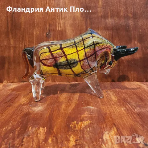 Стъклена фигура на бик от художествено стъкло, снимка 5 - Статуетки - 49647295