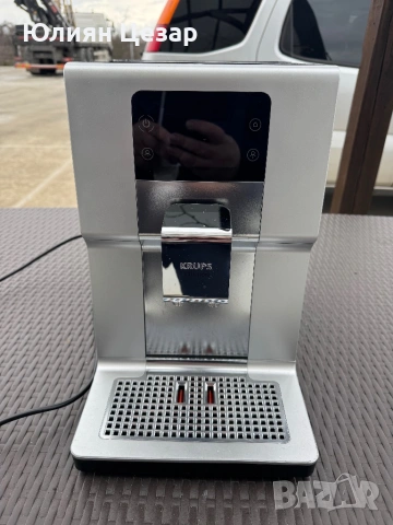 Продавам KRUPS EA87E10