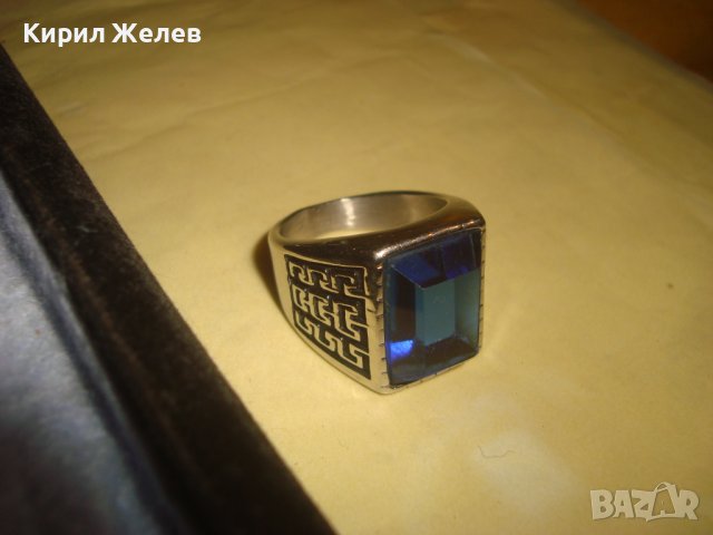 СТИЛЕН СКЪПОЦЕНЕН ДИЗАЙНЕРСКИ АРТ ПРЪСТЕН от БЛАГОРОДНА Нрж СТОМАНА с ФАСЕТИРАН САПФИР-КРИСТАЛ 31383, снимка 2 - Пръстени - 38056263