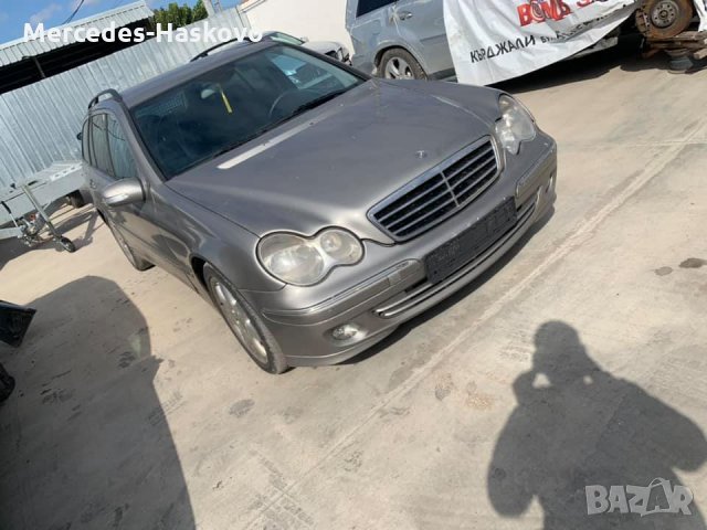 Mercedes-Benz C220 CDI, снимка 4 - Автомобили и джипове - 33068513