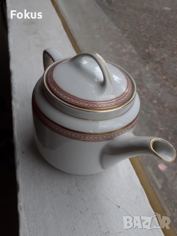 Прекрасен стар колекционерски порцеланов чайник KPM Germay, снимка 3 - Антикварни и старинни предмети - 53490509