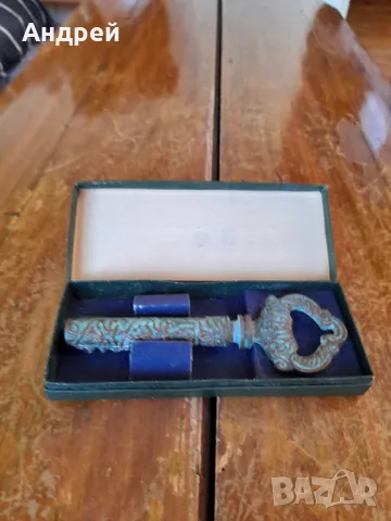 Стар сувенирен тирбушон, снимка 3 - Други ценни предмети - 48450972