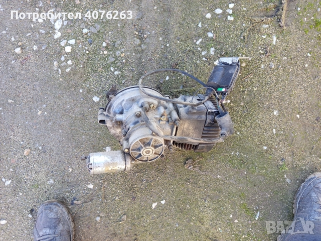 Продавам двигател за Piaggio с стартер, снимка 3 - Части - 52569213