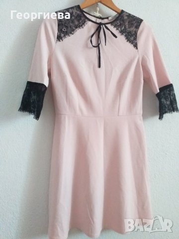 Розова рокля с декорации в черно, снимка 3 - Рокли - 37743262
