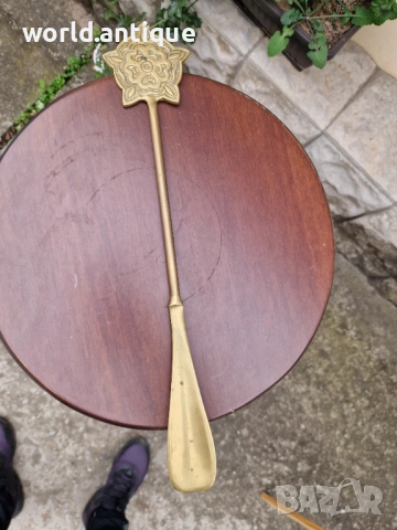 Английска антикварна бронзова обувалка , снимка 3 - Антикварни и старинни предмети - 52270118