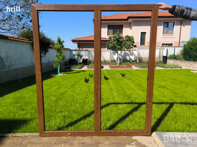 ПВЦ дограма орех с термопанели, като нова