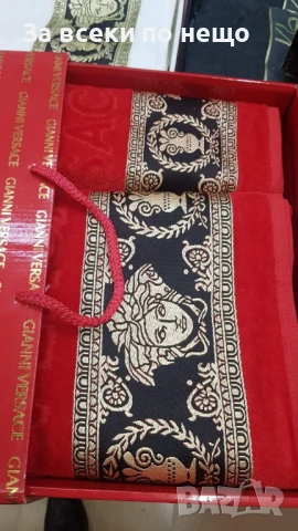 Versace Луксозни Хавлии - 2бр. в кутия - Налични Различни Цветове Код E693, снимка 2 - Хавлиени кърпи - 51150265