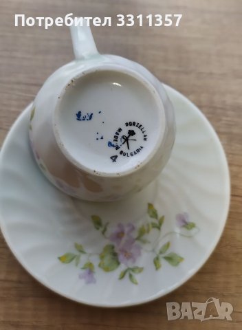 Чаша с чинийка от порцеланов сервиз #4, снимка 3 - Чаши - 39250580