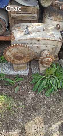 Редуктор Р Ц Р 2 2 5   750лв., снимка 2 - Индустриална техника - 44863120