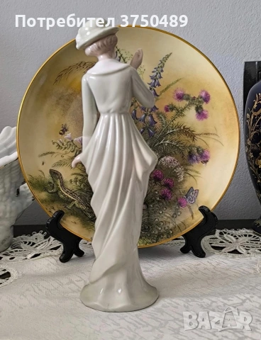 порцеланова фигурка , снимка 3 - Антикварни и старинни предмети - 53457588