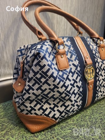 Оригинална чанта Tommy Hilfiger, снимка 17 - Чанти - 44106439