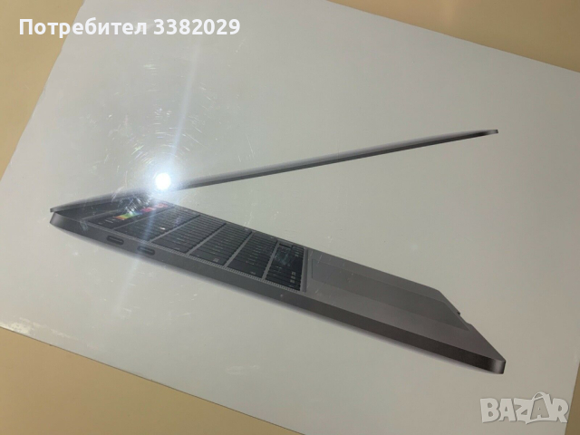 2020 Apple MacBook Pro 13in Laptop, снимка 2 - Лаптопи за дома - 44849871