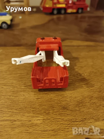 Метална  количка Matchbox - Wreck Truck, снимка 4 - Коли, камиони, мотори, писти - 51309329