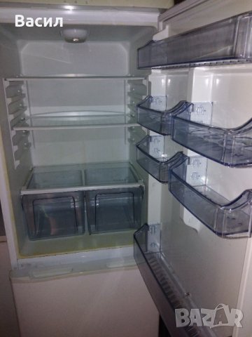 Комбиниран хладилник и фризер, снимка 3 - Хладилници - 33615517