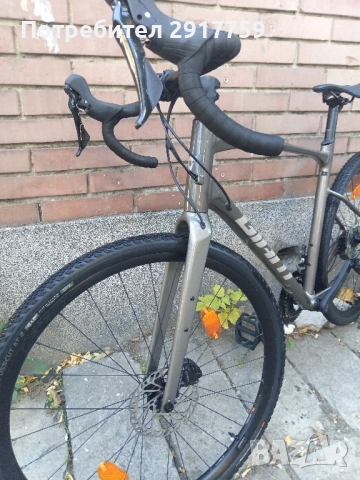 Гравел велосипед Giant L размер, снимка 3 - Велосипеди - 52413599
