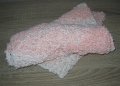 Детски шал в розово и бяло, снимка 4