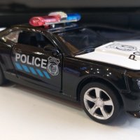 Метални колички: Chevrolet Camaro Police (Шевролет Камаро), снимка 1 - Колекции - 39940774