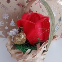 Малки кошнички за подаръци , снимка 4 - Изкуствени цветя - 44099374